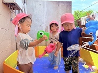 FD2DB5F3-44C5-4545-BC14-F0D88D7A740F